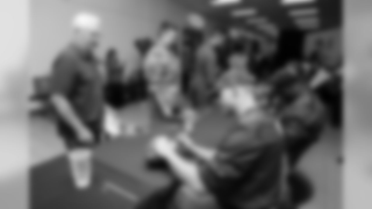 191105_KZ_MacDillVisit_0051