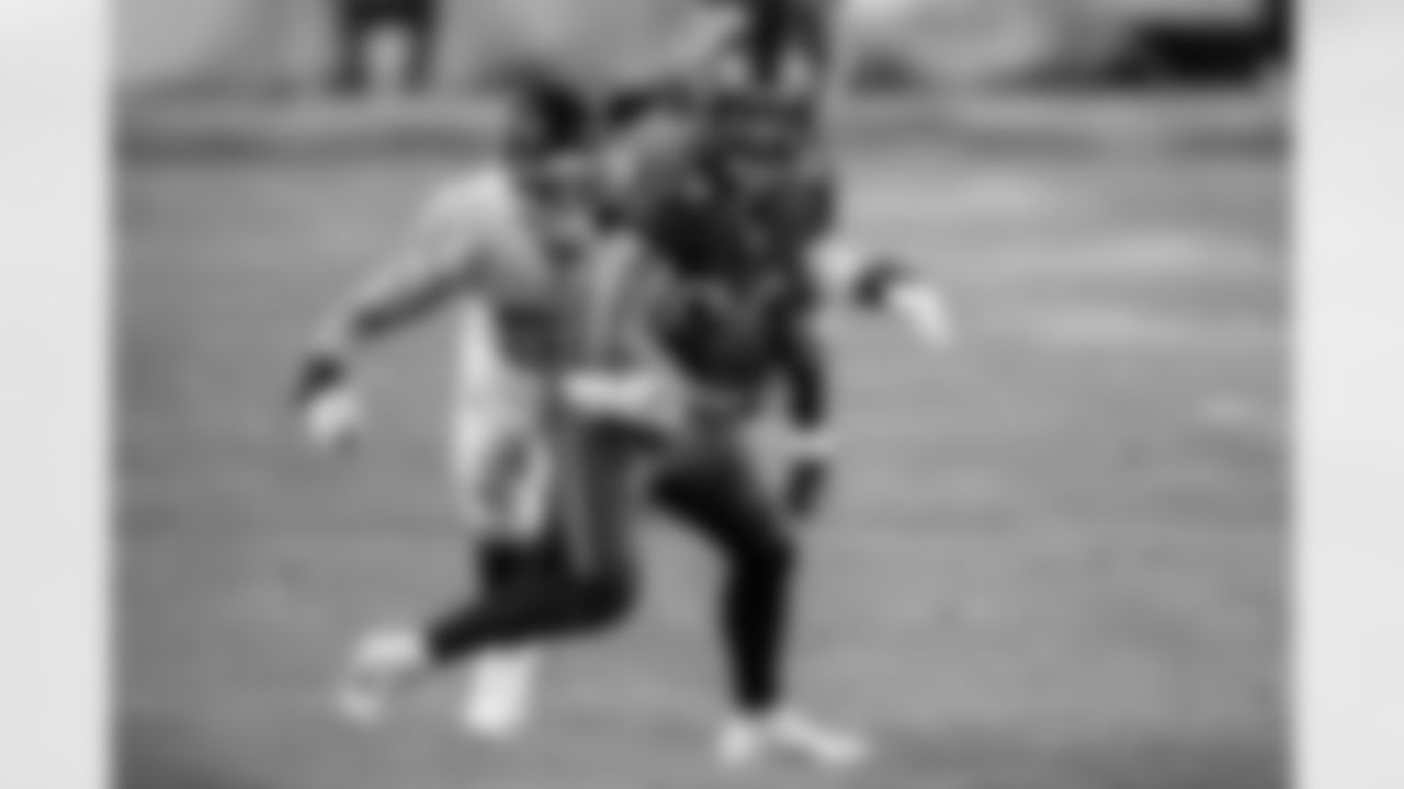 TE Cameron Brate