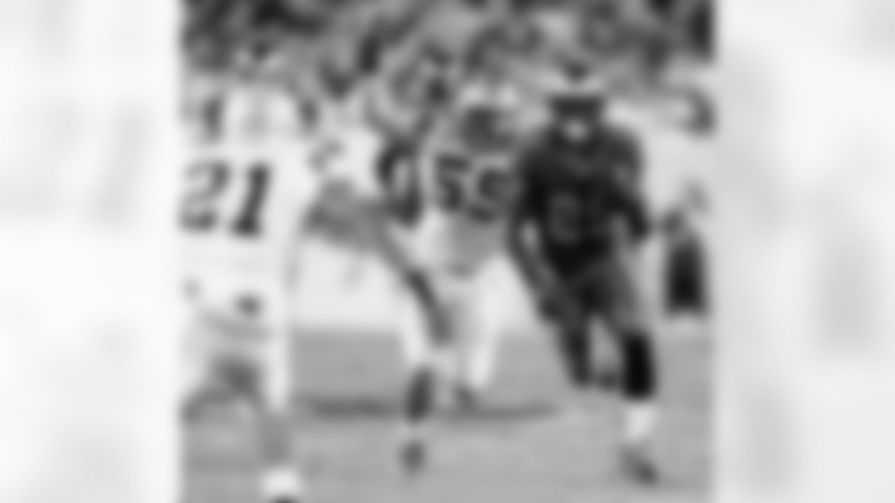 RB Mike James