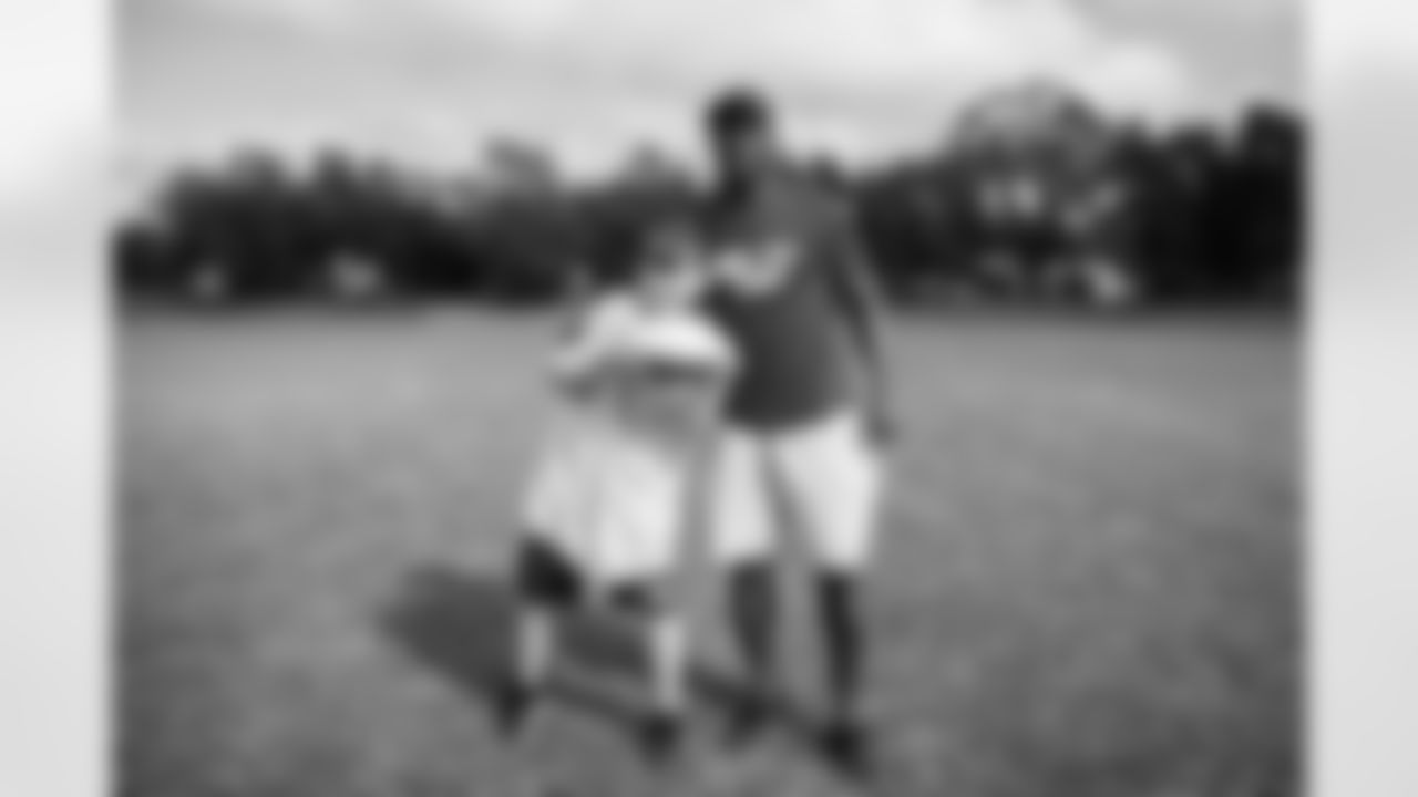191106_TR_JrBucsFlag_ThurgoodMarshallMiddle_013