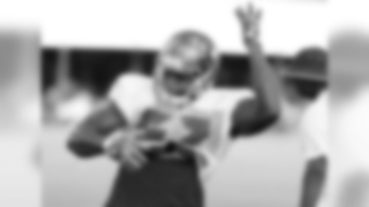 DE Noah Spence
