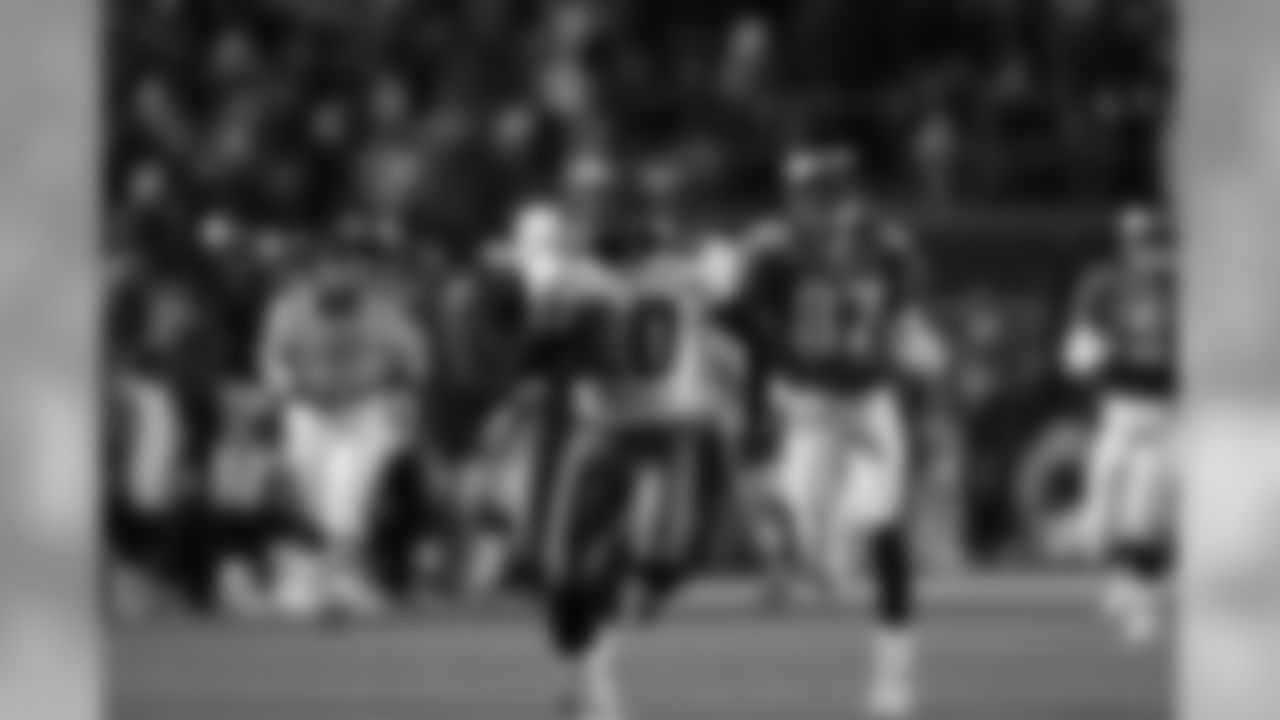Ronde's eight carrer touchdowns from interceptions are the most all-time in Bucs history. None more famous than his 92-yarder off of Donovan McNabb & the Eagles in the 2002 NFC Championship Game.