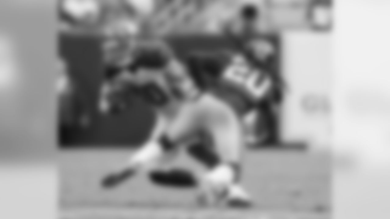 10 WR Adam Humphries