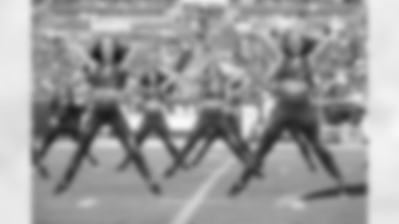TAMPA, FL - August 21, 2021 - Tampa Bay Buccaneers Cheerleaders during the preseason game between the Tennessee Titans and Tampa Bay Buccaneers at Raymond James Stadium. The Titans won the game, 34-3. Photo By Matt May/Tampa Bay Buccaneers