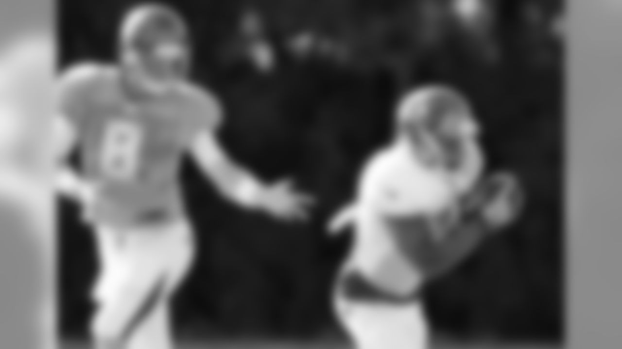 8 QB Mike Glennon and #22 RB Doug Martin