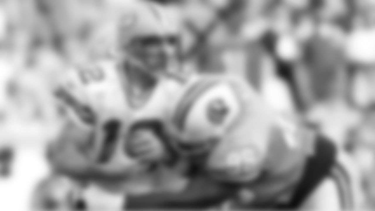 98 DT Ryan Sims forces his will on bringing down the quarterback