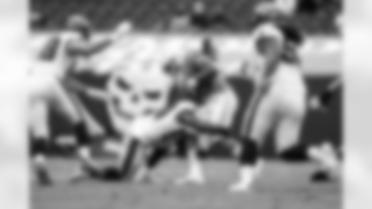 Chargers vs. Bucs