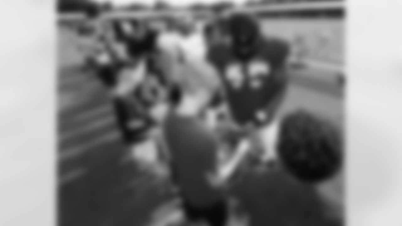 LB Bruce Carter