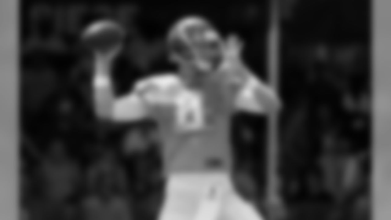 QB Mike Glennon