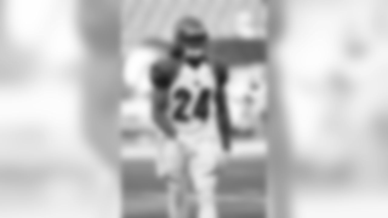 CB Adam Jones