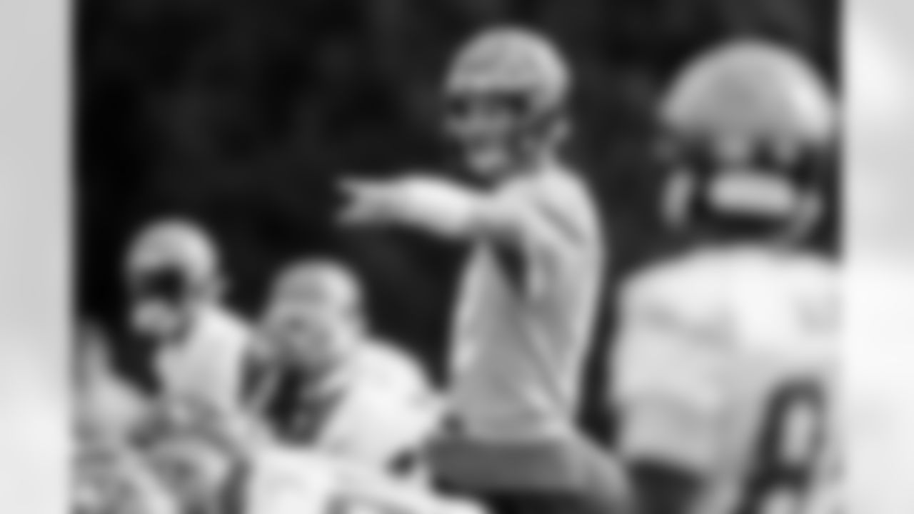 TAMPA, FL - January 21, 2022 - Quarterback Tom Brady #12 of the Tampa Bay Buccaneers during practice at AdventHealth Training Center. Photo By Kyle Zedaker/Tampa Bay Buccaneers