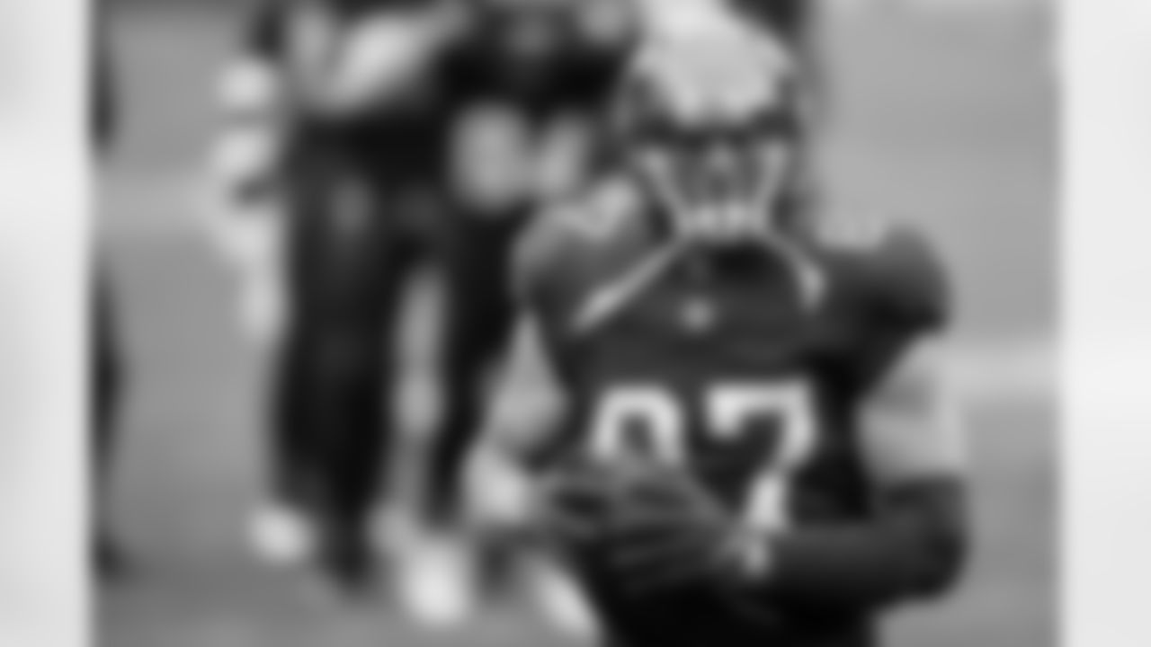 TE Rob Gronkowski