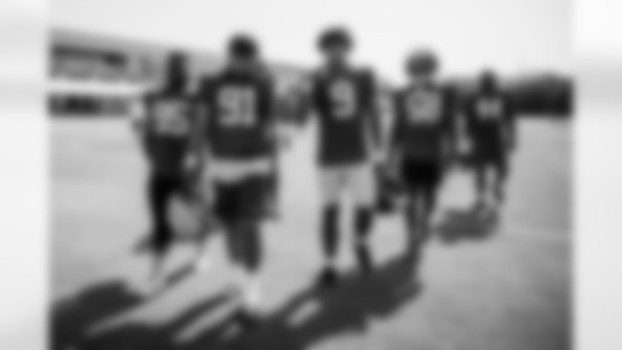 TAMPA, FL - July 29, 2022 - Defensive Lineman Deadrin Senat #95, Defensive Lineman Benning Potoa'e #91, Outside Linebacker Joe Tryon-Shoyinka #9, Outside Linebacker Shaquil Barrett #58, and Outside Linebacker Elijah Ponder #44 of the Tampa Bay Buccaneers during 2022 Training Camp practice at AdventHealth Training Center. Photo By Kyle Zedaker/Tampa Bay Buccaneers