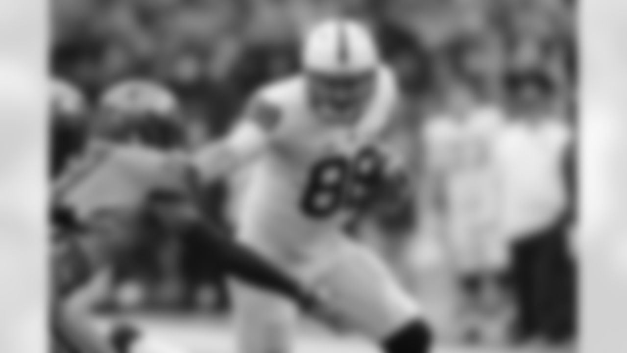 27- Saints
Mike Gesicki - TE, Penn State