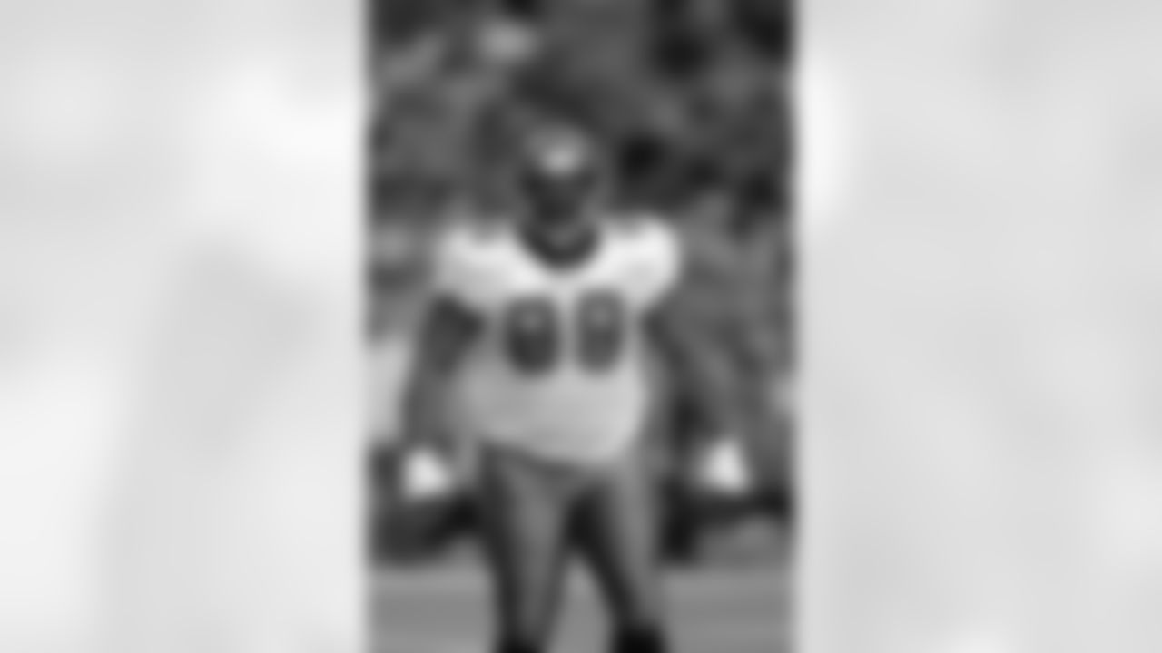 Sapp followed up his Defensive Player of the Year season with arguably an even better season, breaking his single-season sacks mark by posting an astounding 16.5 sacks in the season while once again being voted 1st Team All-NFL by the Associated Press.