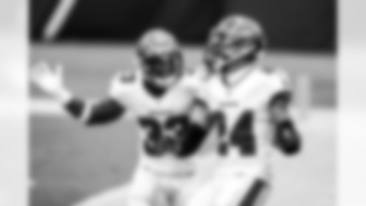 Chargers vs. Bucs