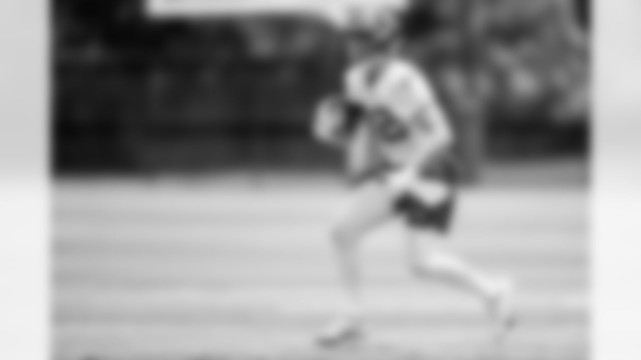 TAMPA, FL - May 14, 2022 - Running Back Patrick Laird #32 of the Tampa Bay Buccaneers during 2022 Rookie Mini Camp at AdventHealth Training Center. Photo By Tori Richman/Tampa Bay Buccaneers