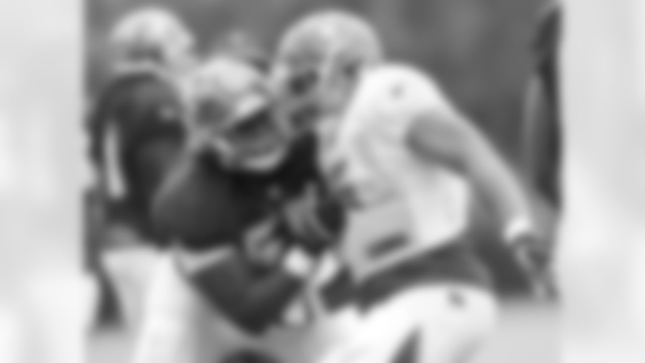 65 OT Taylor Fallin