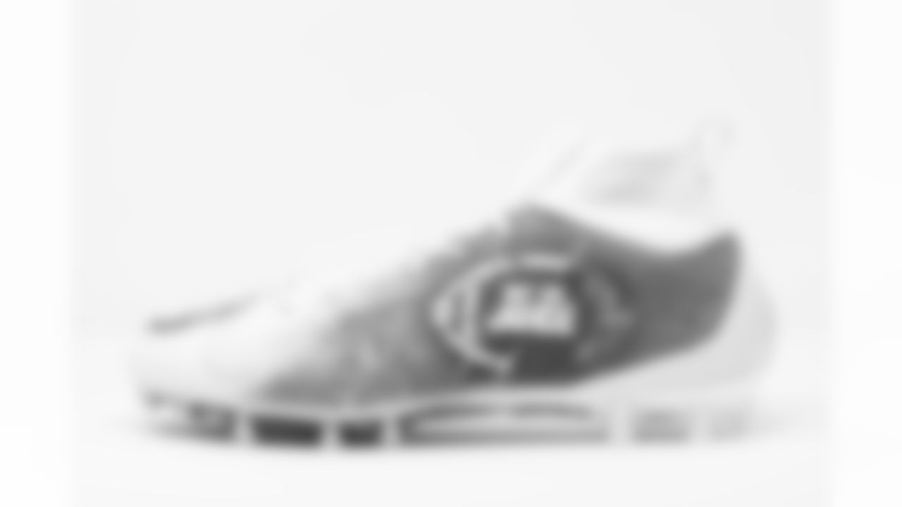 TAMPA, FL - DECEMBER 02, 2020 - Tight End O.J. Howard #80 of the Tampa Bay Buccaneers' cleats for My Cause My Cleats. Photo By Kyle Zedaker/Tampa Bay Buccaneers