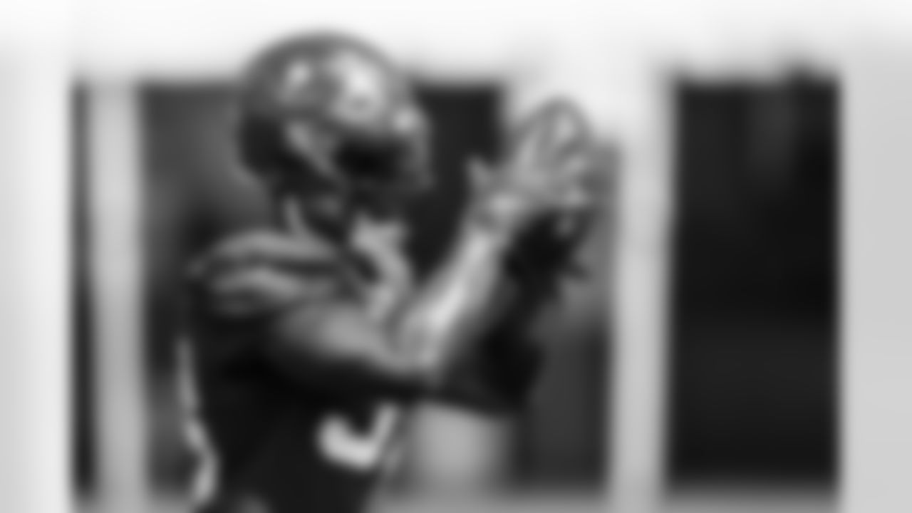 OLB Chapelle Russell