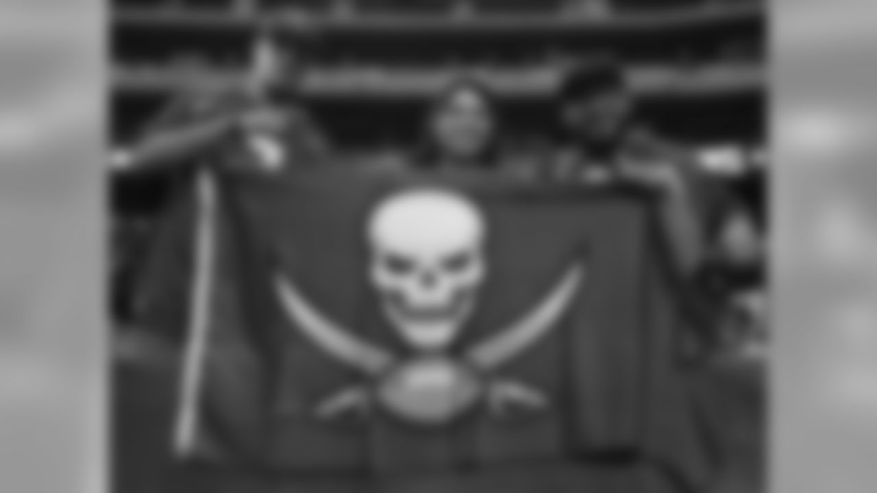 Bucs fans in Houston