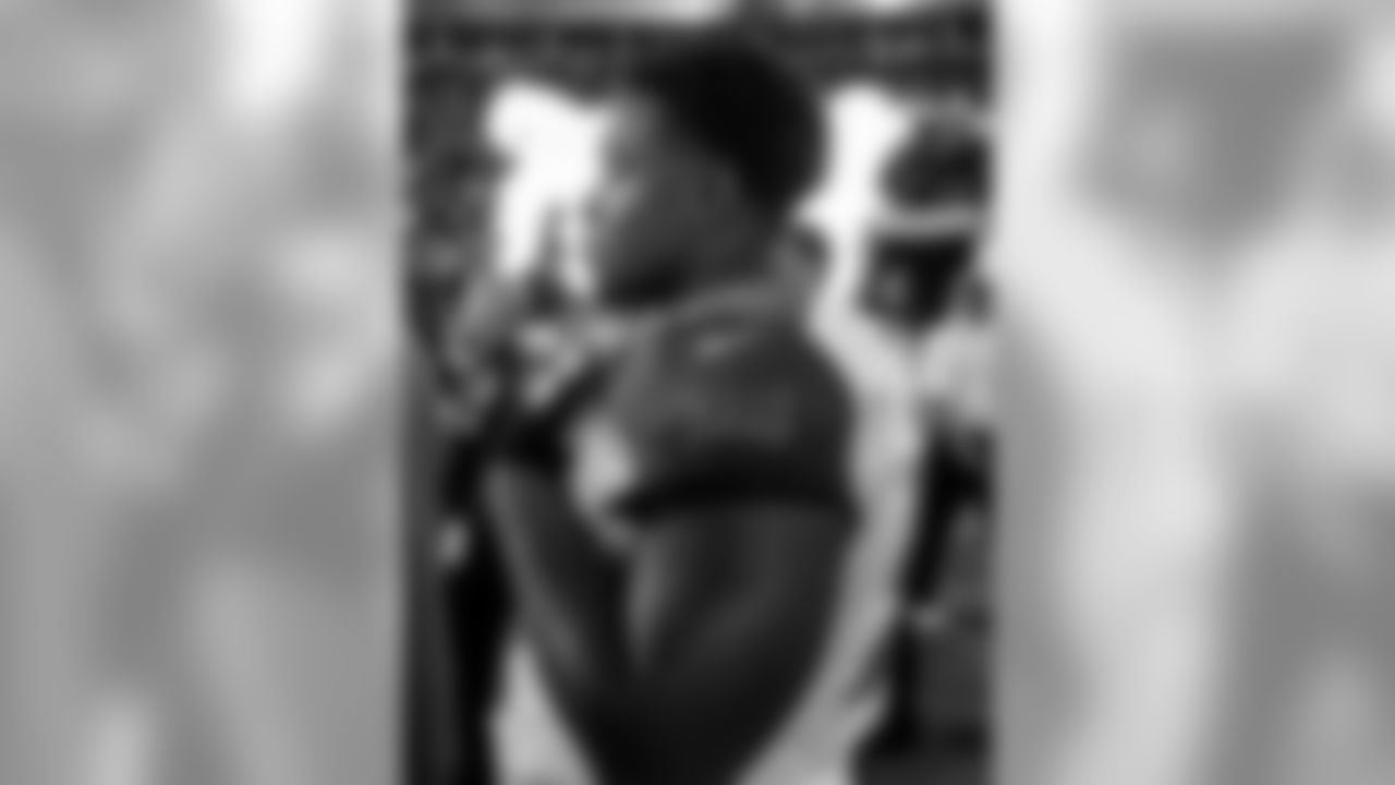 97 DT Akeem Spence