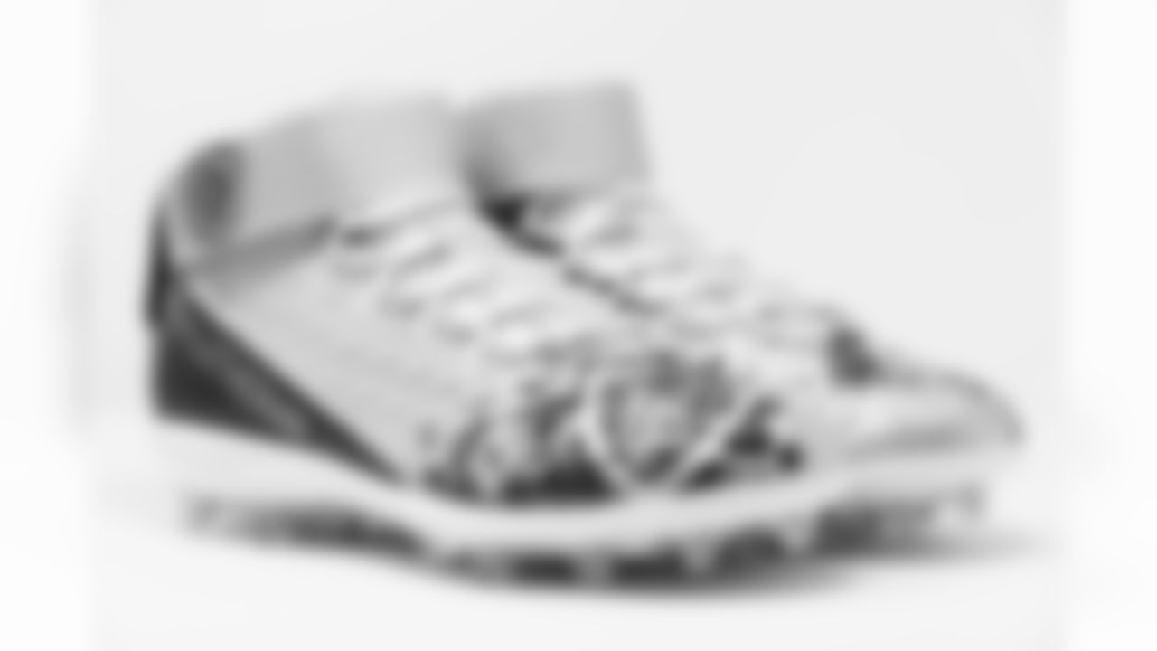 TAMPA, FL - November 18, 2021 - Guard John Molchon #75 of the Tampa Bay Buccaneers' cleats for 2021 My Cause My Cleats. Photo By Kyle Zedaker/Tampa Bay Buccaneers