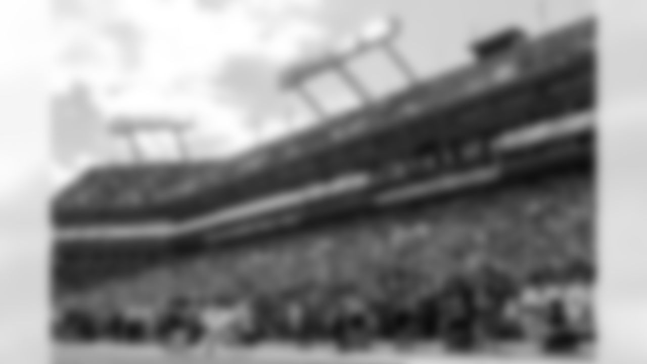 TAMPA, FL - October 09, 2022 - Wide Receiver Mike Evans #13 of the Tampa Bay Buccaneers during the game between the Atlanta Falcons and Tampa Bay Buccaneers at Raymond James Stadium. The Buccaneers won the game, 21-15. Photo By Kyle Zedaker/Tampa Bay Buccaneers