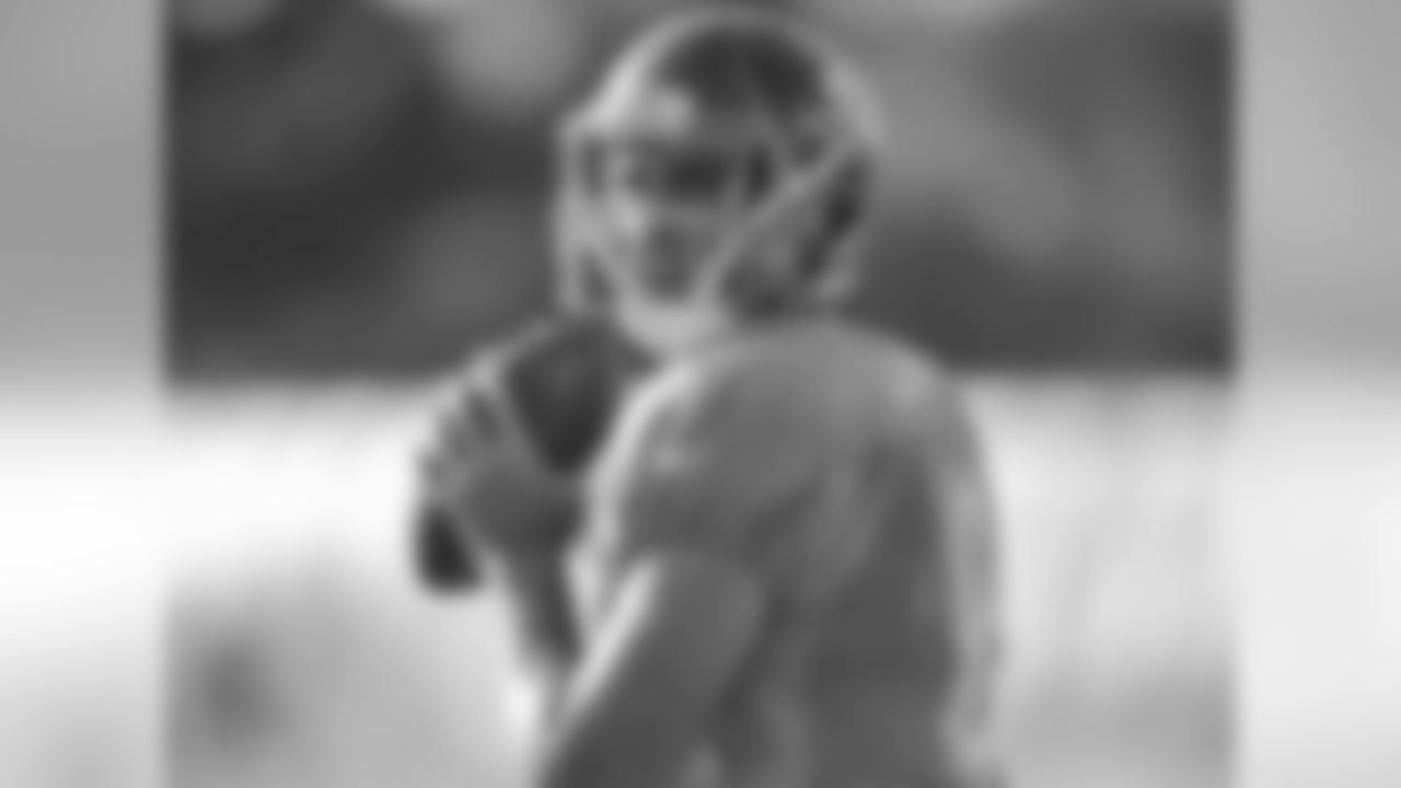 QB Sefo Liufau