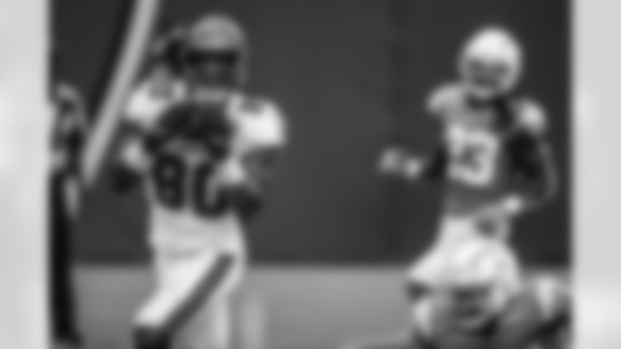 TE O.J. Howard
