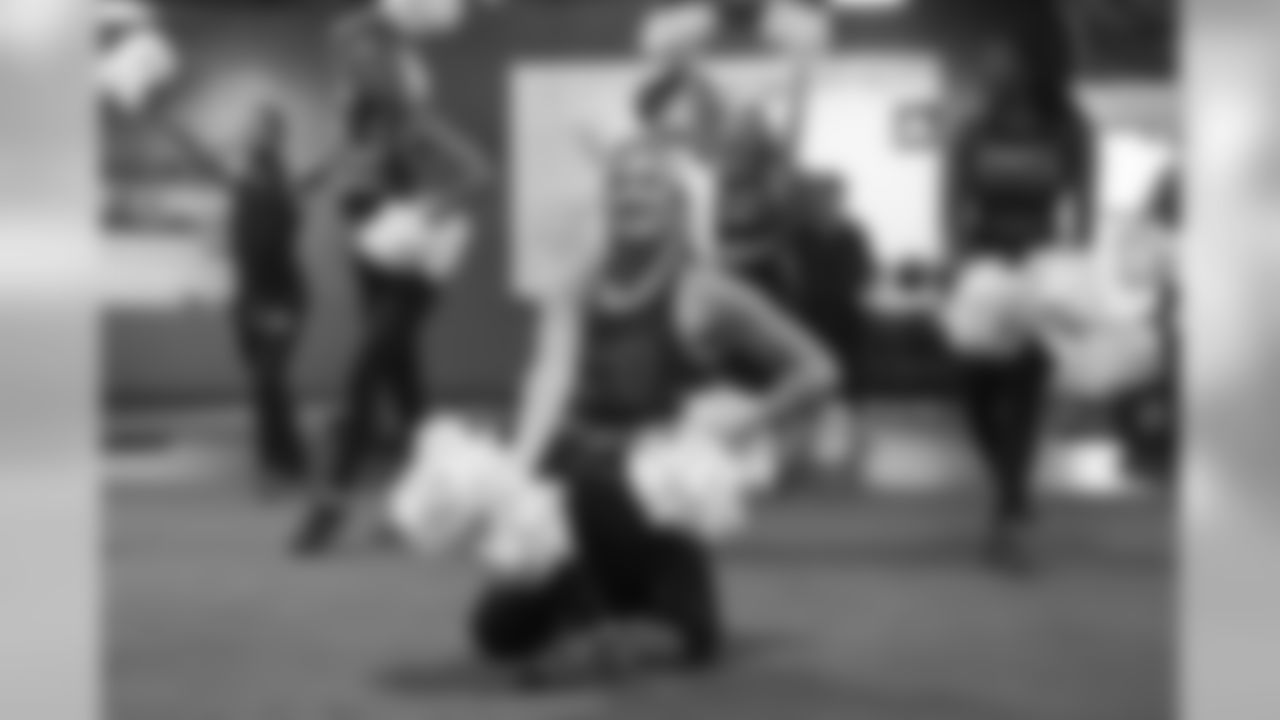 190808_TR_CheerFamilyFriendsPractice_011