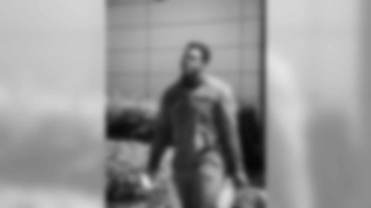 97 DT Akeem Spence