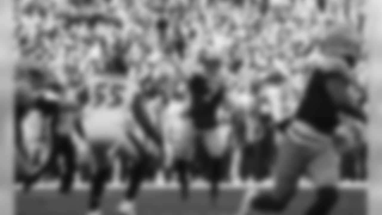 QB Brett Hundley