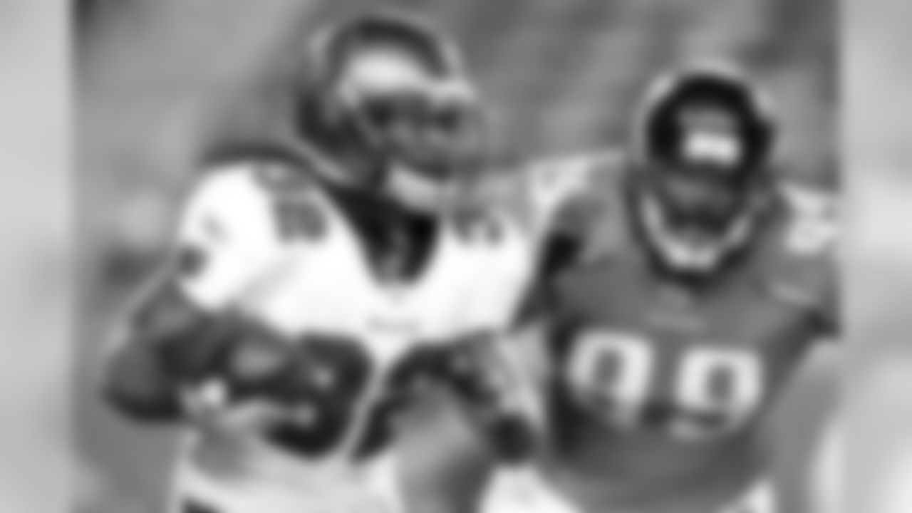 32 RB Kareem Huggins breaks out on a run