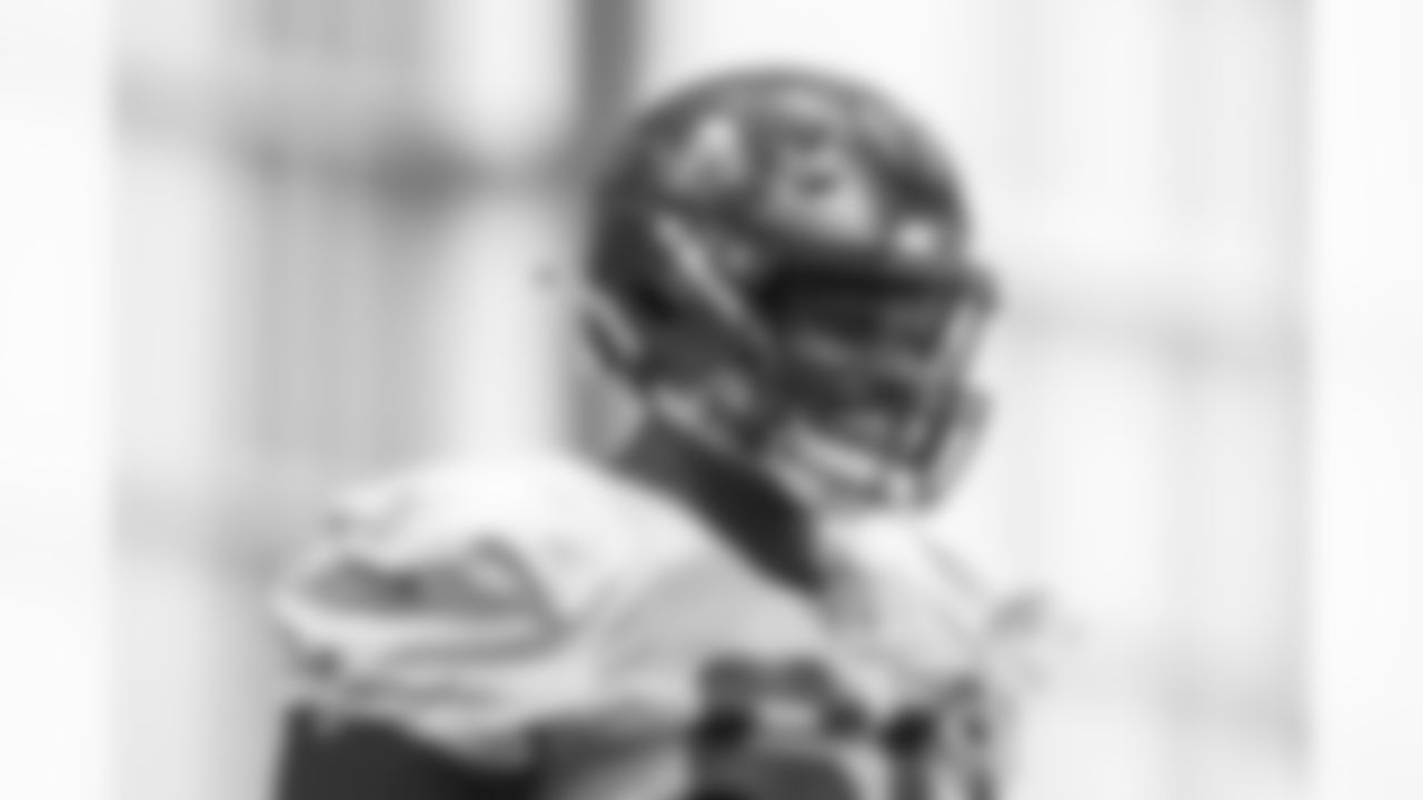 TAMPA, FL - OCTOBER 14, 2020 - Guard Nick Leverett #60 of the Tampa Bay Buccaneers during practice at AdventHealth Training Center. Photo By Kyle Zedaker/Tampa Bay Buccaneers