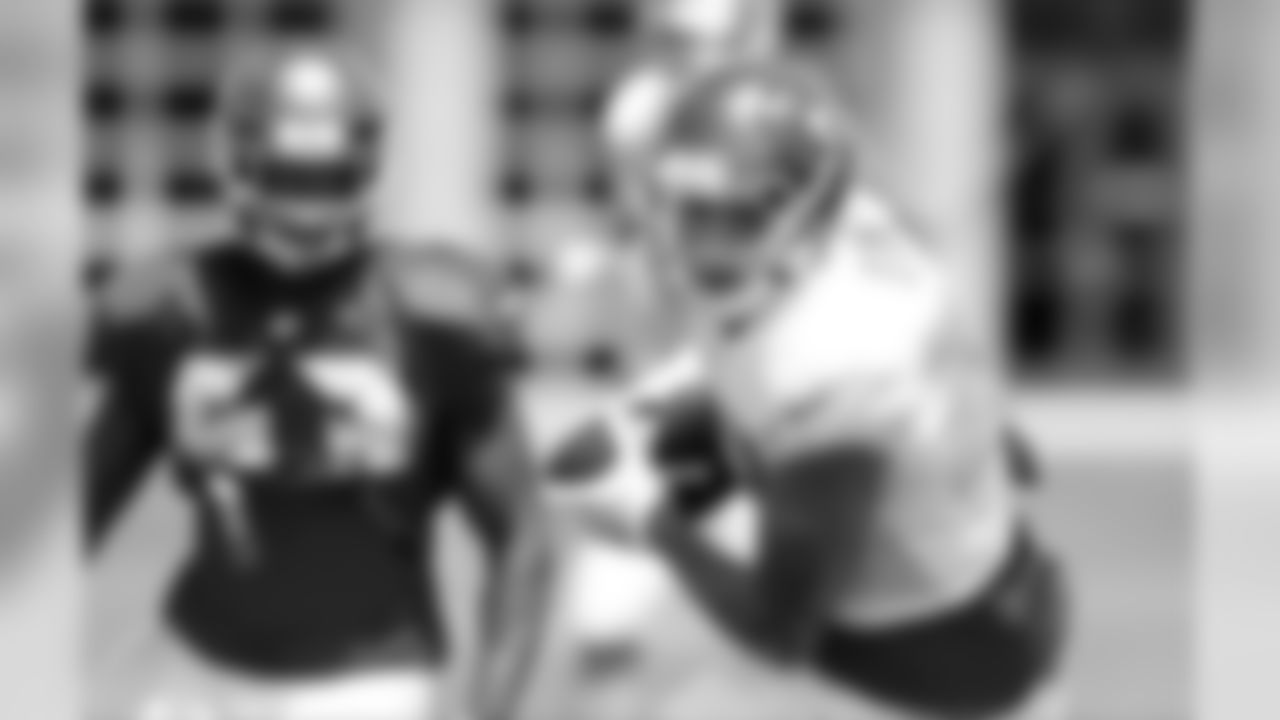 13 WR Mike Evans