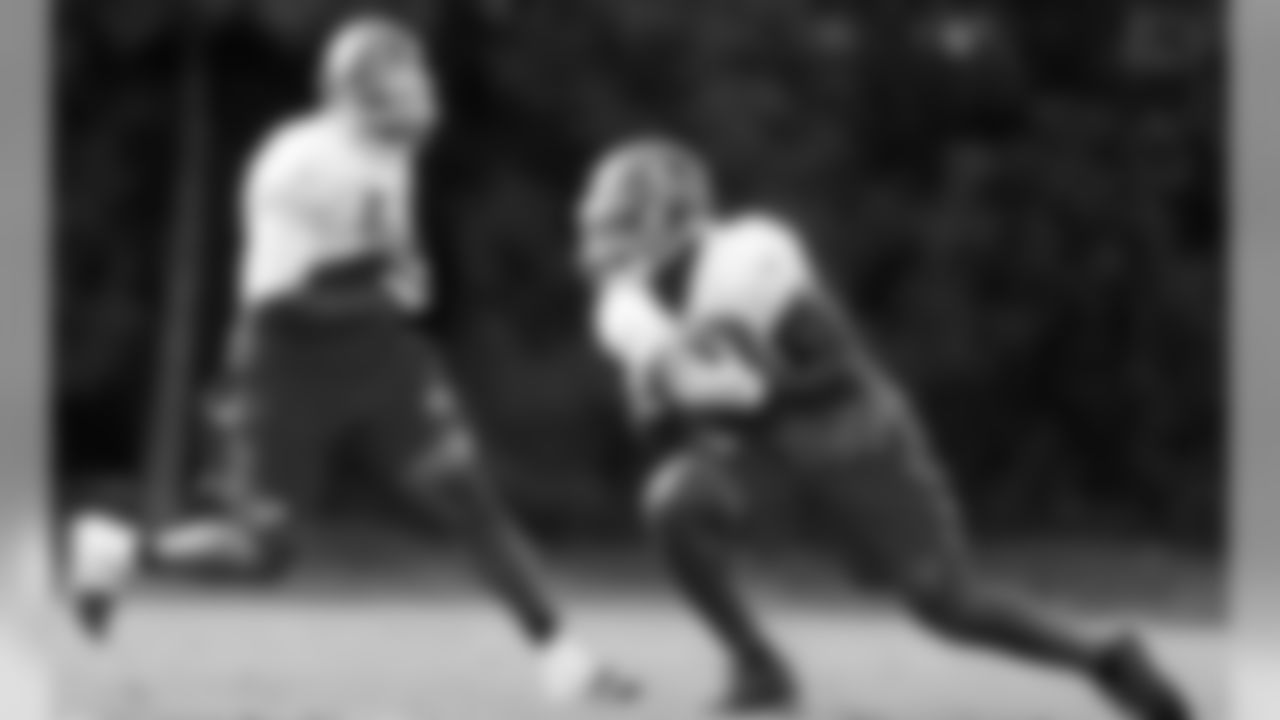 LB Lavonte David