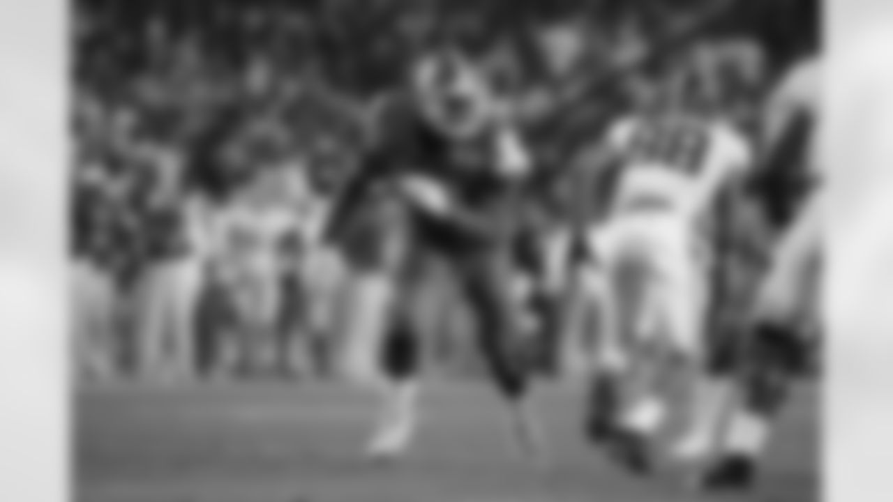 Giants - DE Shaq Lawson