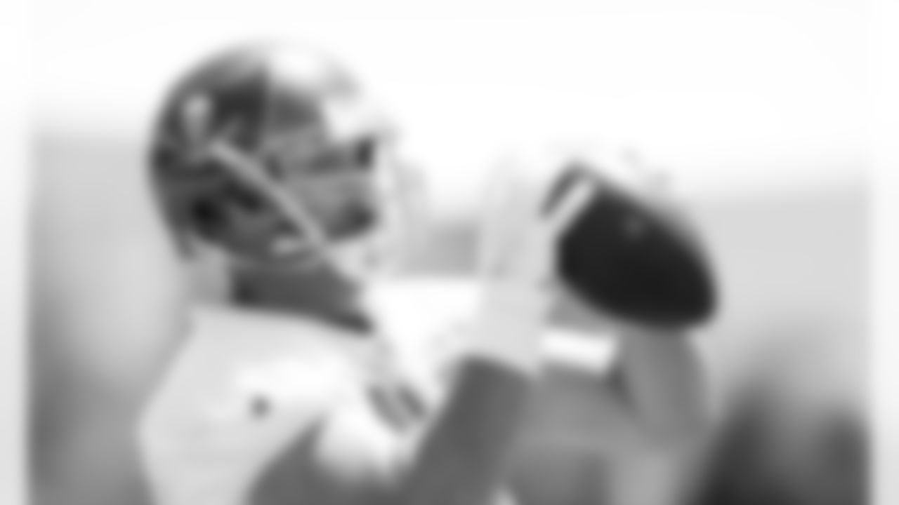 TE Brandon Myers