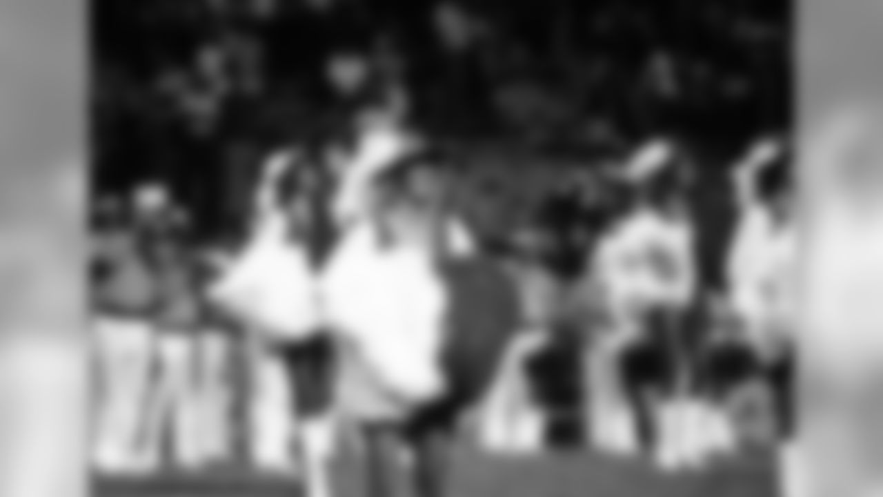 TBT: Cheerleaders Through the Years