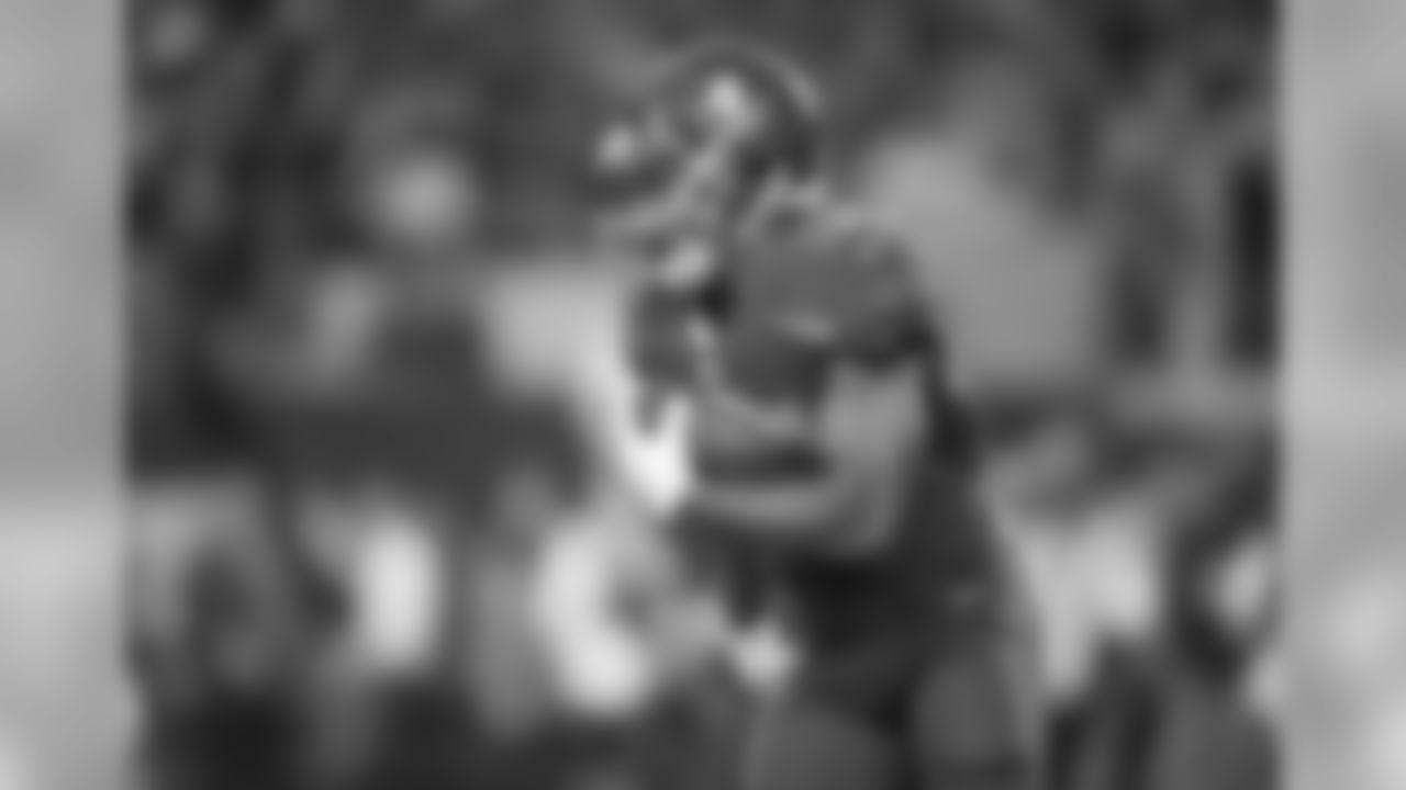 RB Doug Martin - 322