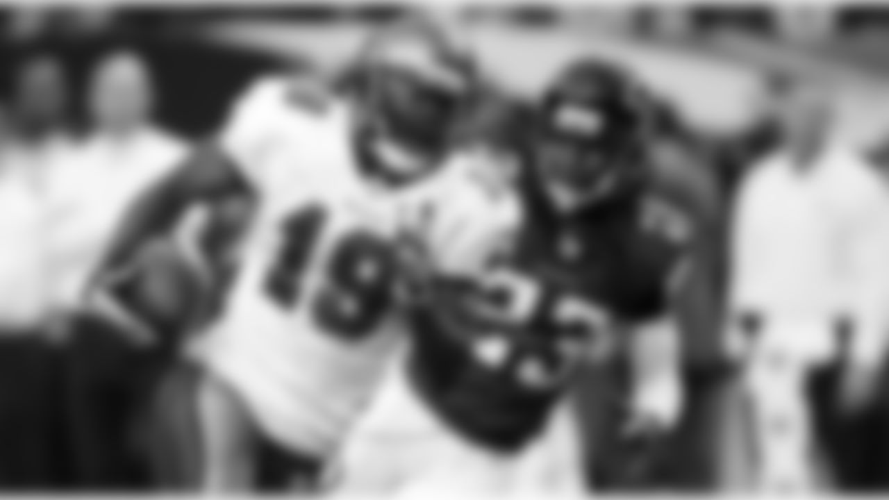 19 WR Mike Williams gets a touchdown in the game