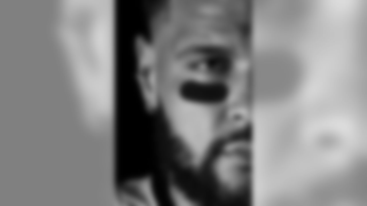 TAMPA, FL - MAY 27, 2020 - Wide receiver Mike Evans #13 of the Tampa Bay Buccaneers during an asset shoot. Photo By Tori Richman/Tampa Bay Buccaneers