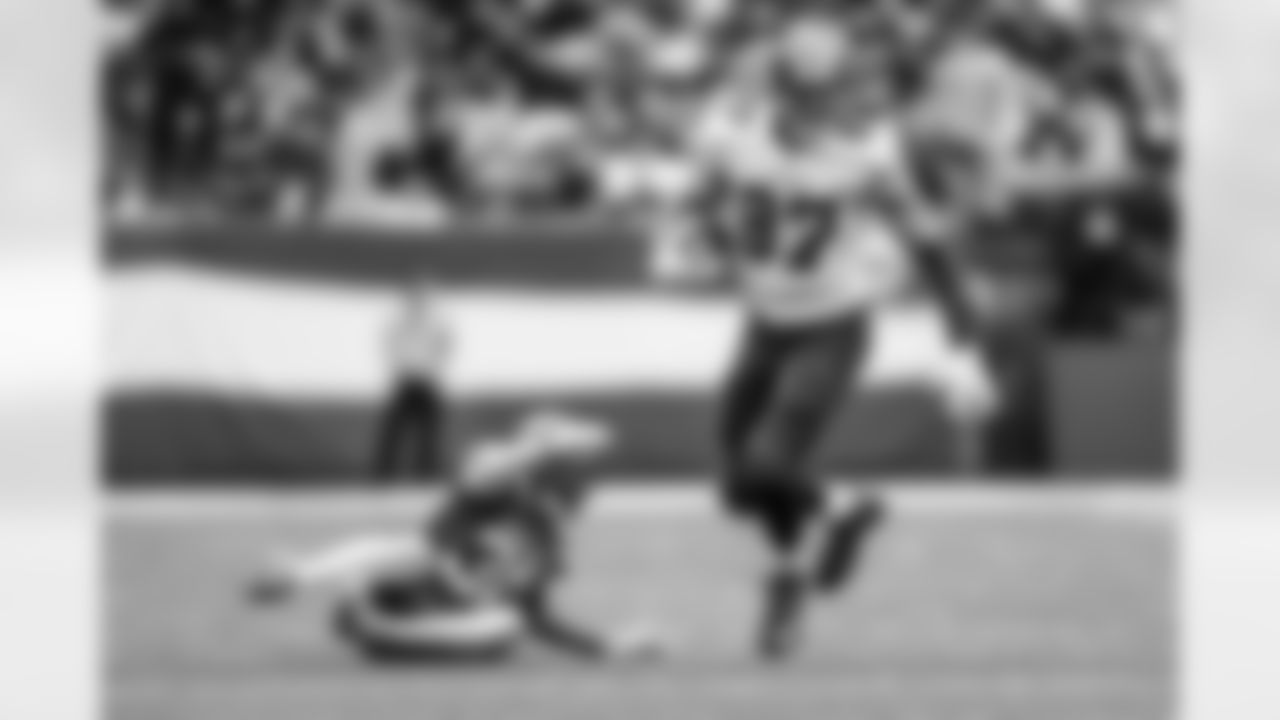 Bucs vs. Jets