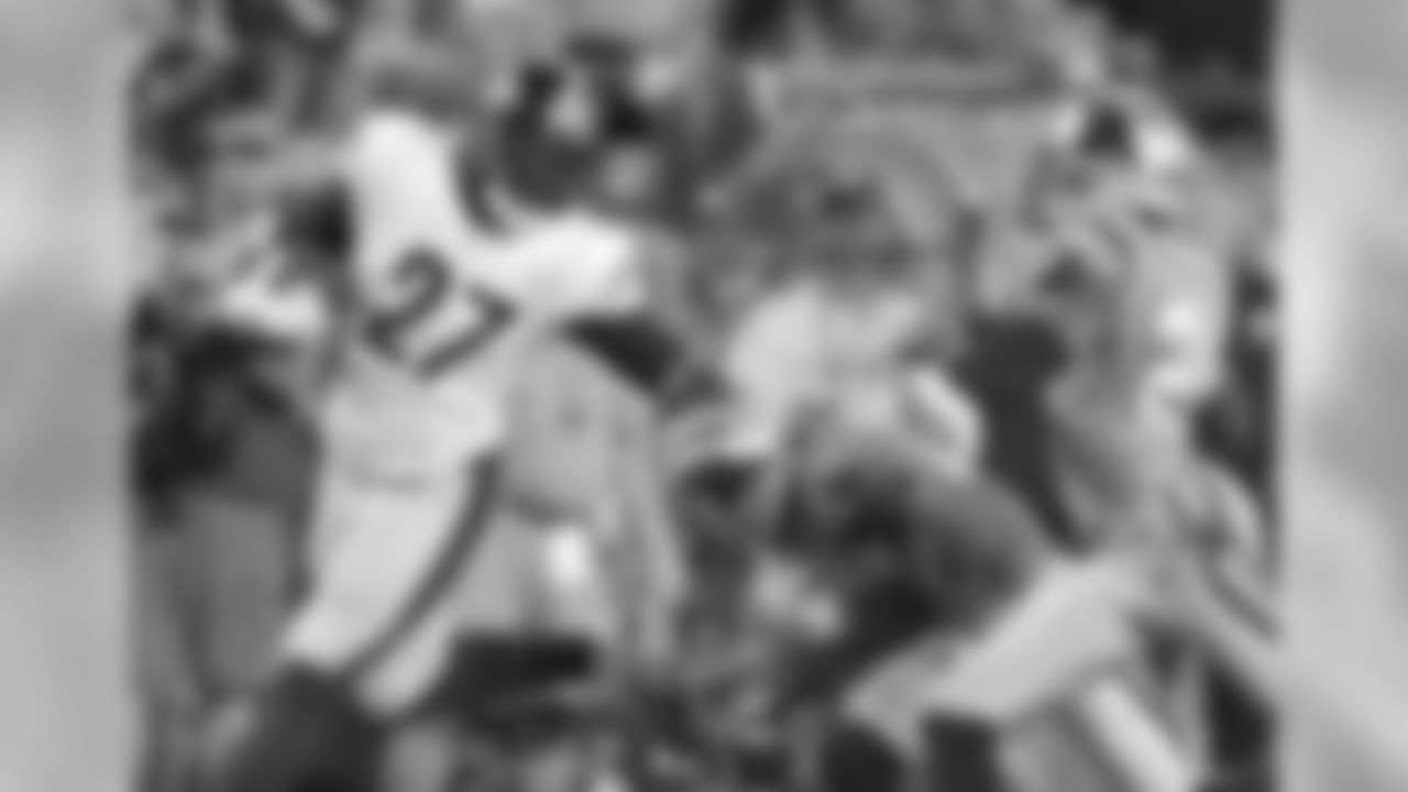 LeGarrette Blount - RB #27