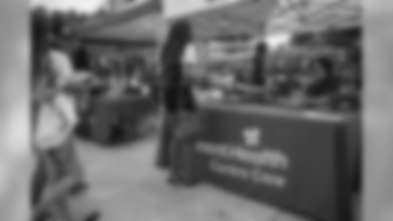 190803_TR_BacktoSchoolBash_035