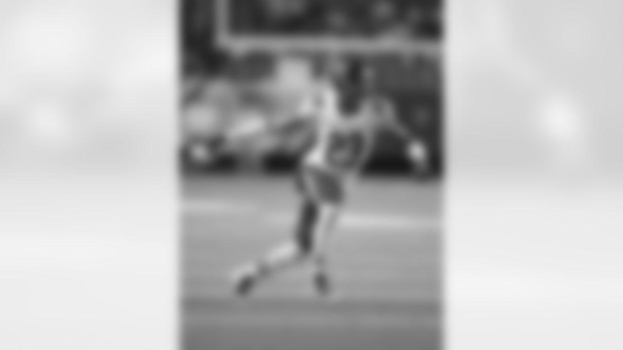 Kyle Fuller - CB #23