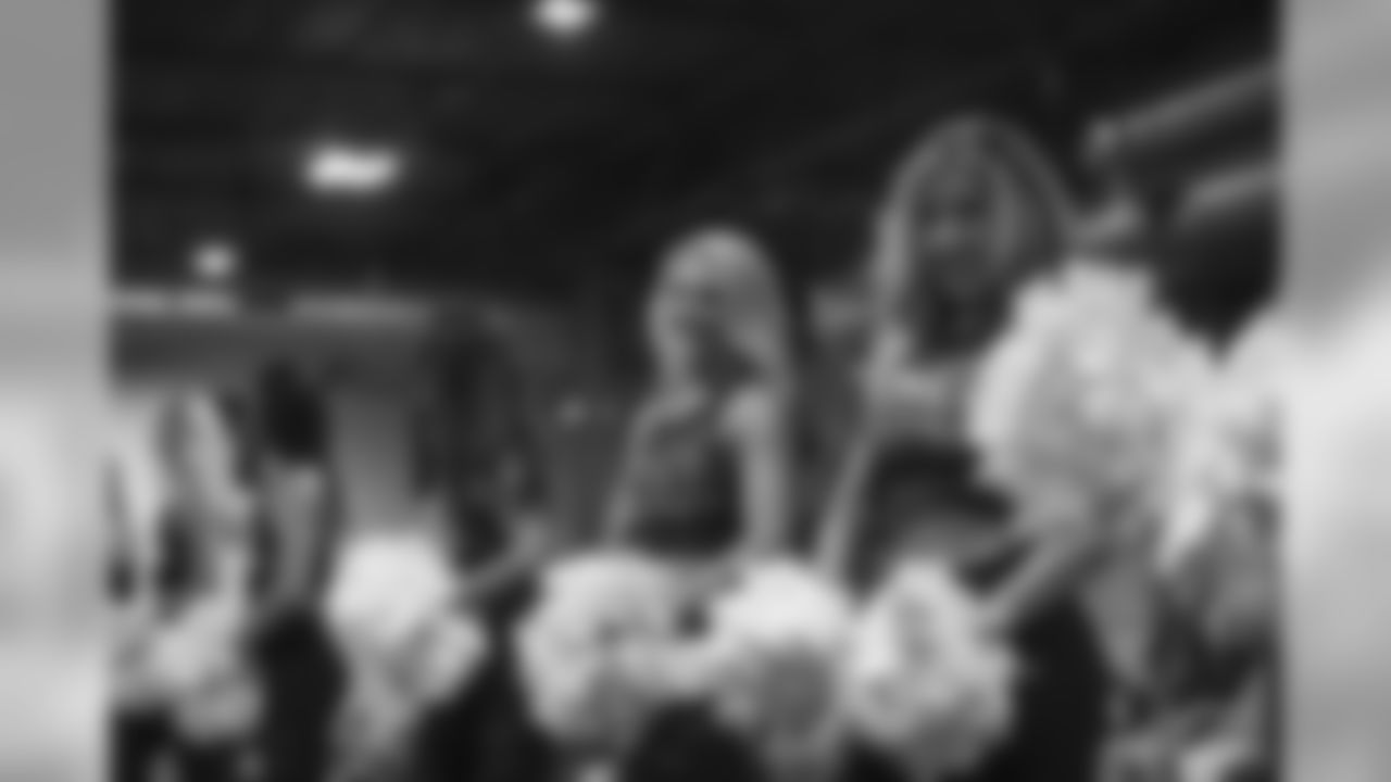 190808_TR_CheerFamilyFriendsPractice_038
