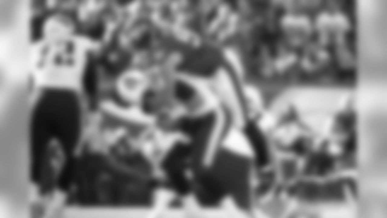 Week 11
The Tampa Bay Buccaneers will visit LB Connor Barwin and the Philadelphia Eagles at Lincoln Financial Field on November 22, 2015, at 1:00 p.m.