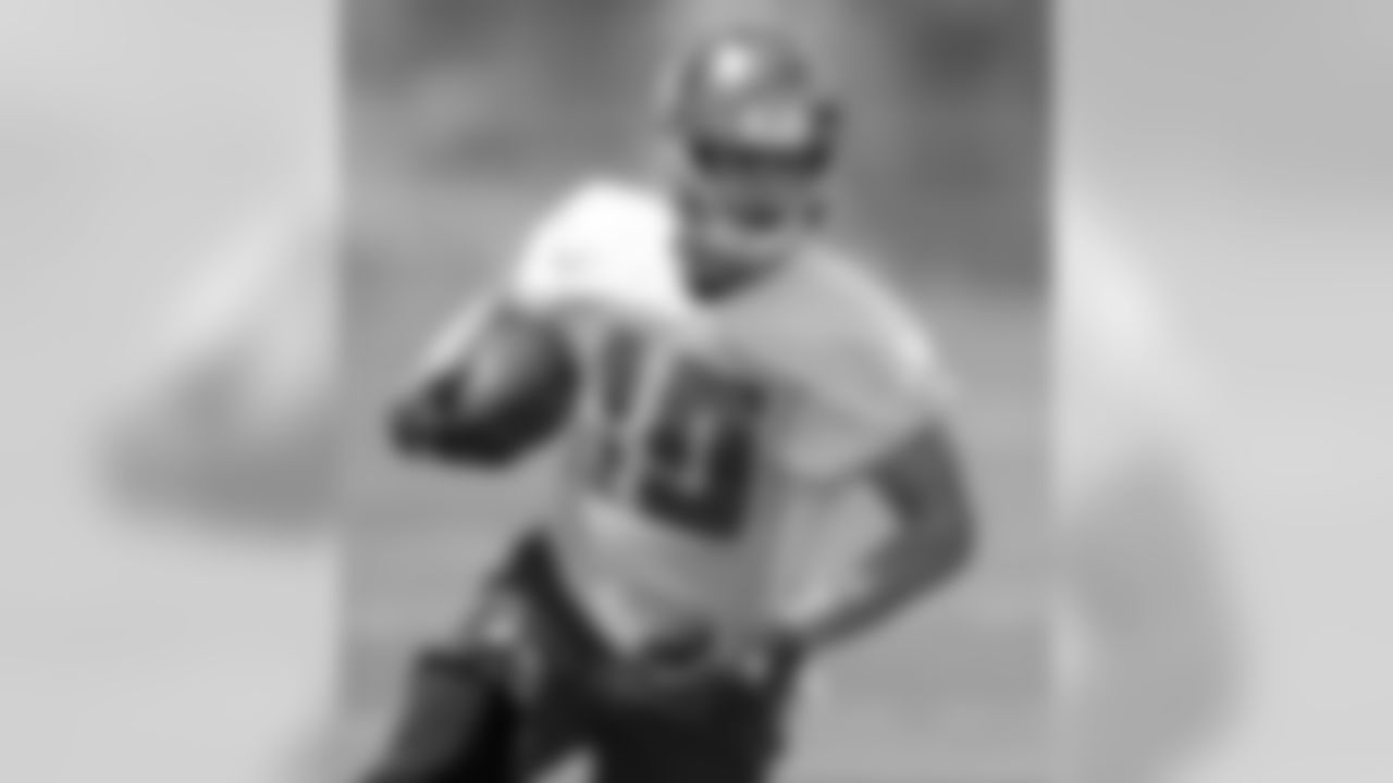10 WR Adam Humphries